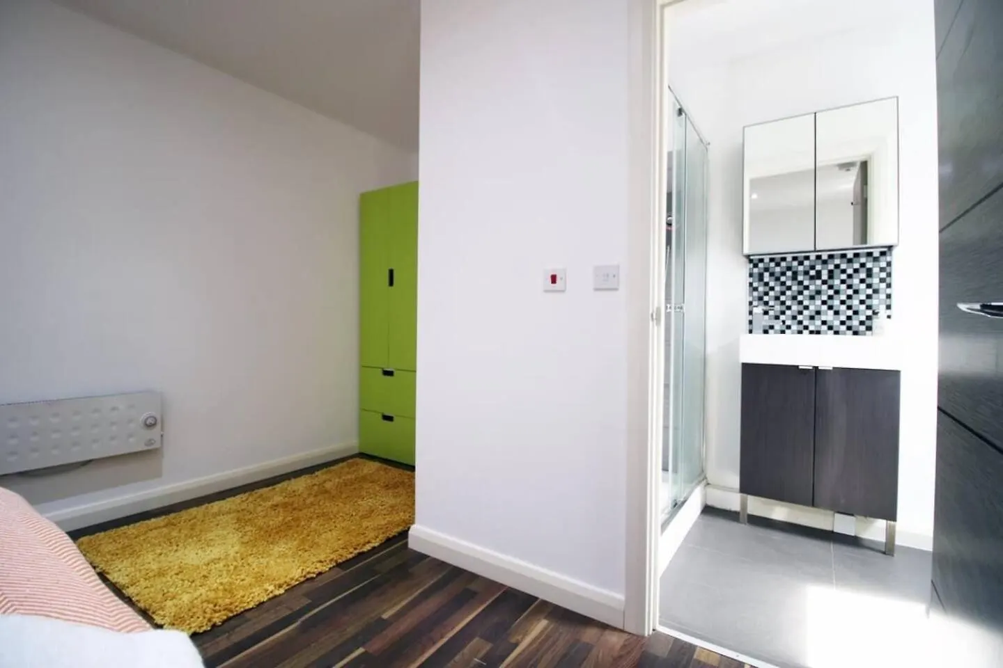 Cosy, Modern & Comfortable Studio Cardiff