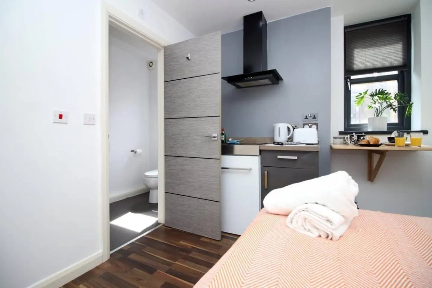 Apartment Cosy, Modern & Comfortable Studio Cardiff