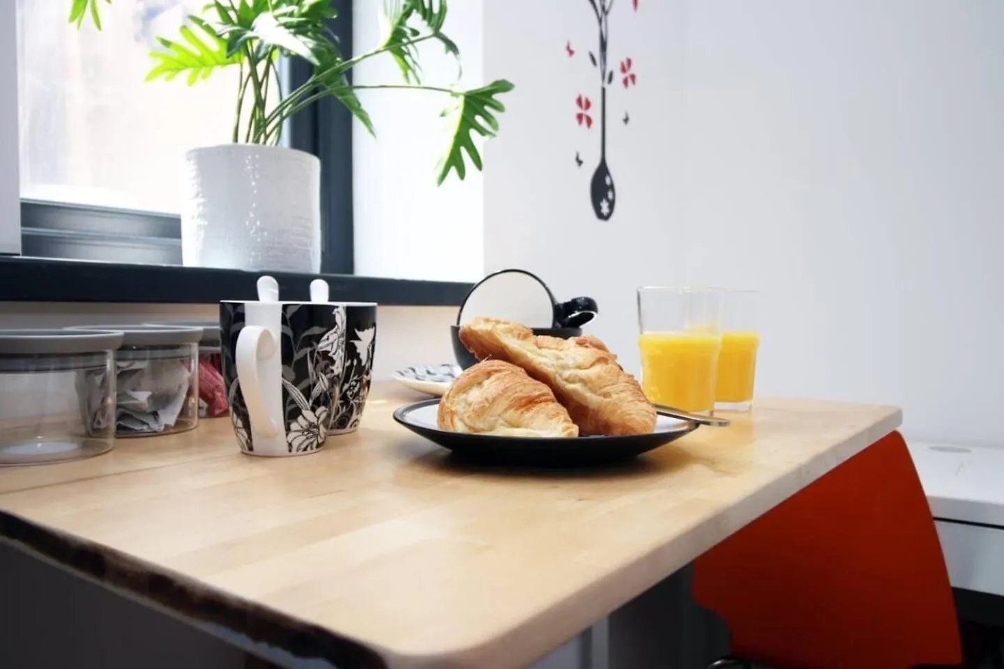 Cosy, Modern & Comfortable Studio Cardiff 0*,