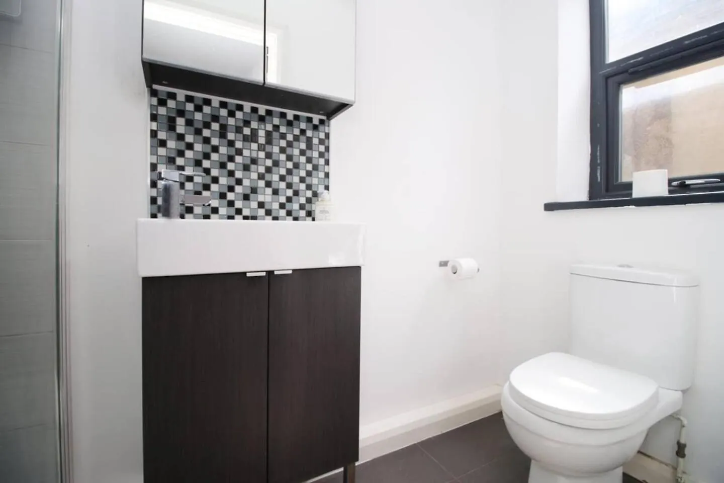 Apartment Cosy, Modern & Comfortable Studio Cardiff United Kingdom
